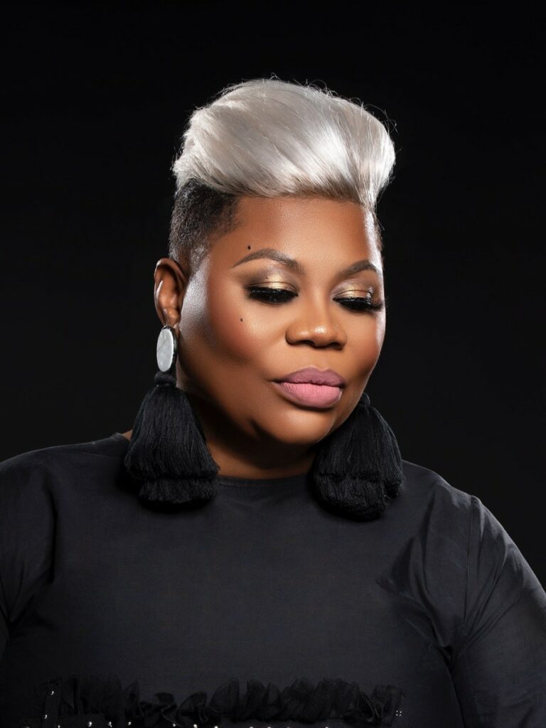 Maranda Curtis at In His Presence 9